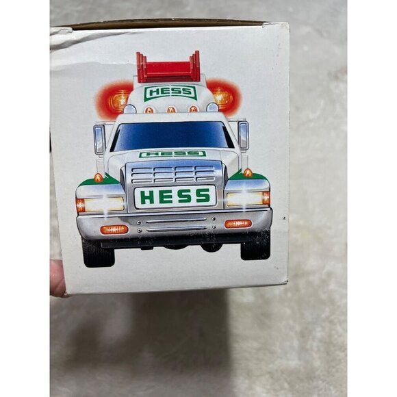 Hess Rescue Truck 1994 edition toy new in box - Picture 3 of 4